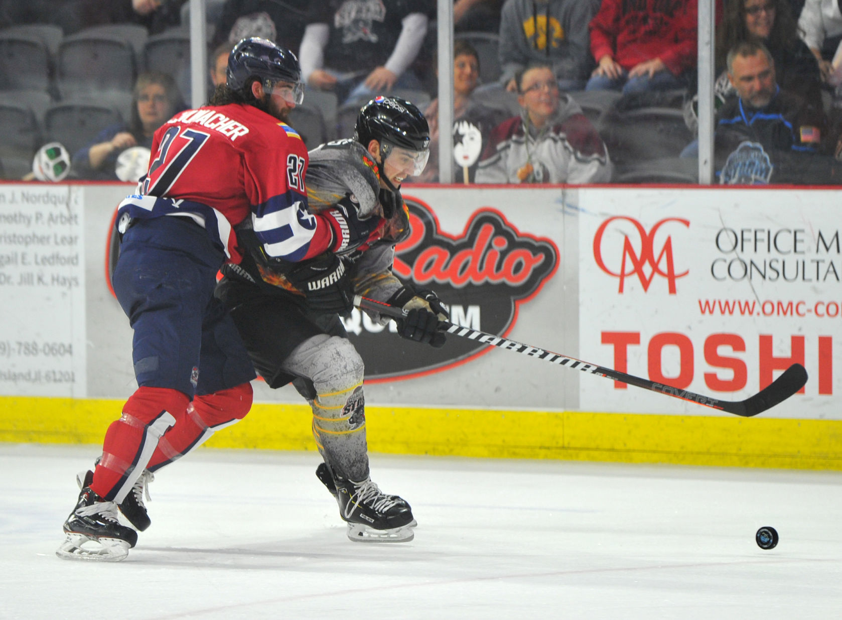 Quad City Storm hosting the Evansville Thunderbolts